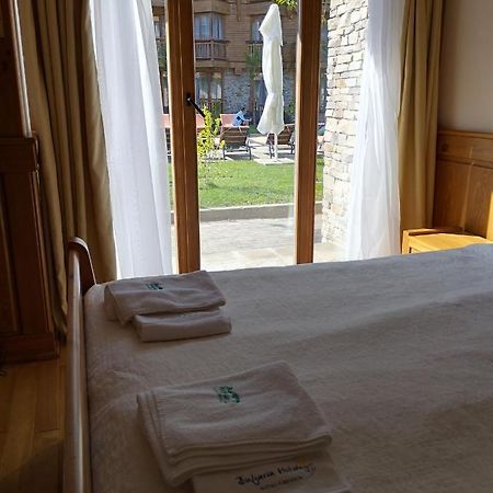 Pirin Golf - Nirvana, Studios&Spa Razlog Kültér fotó