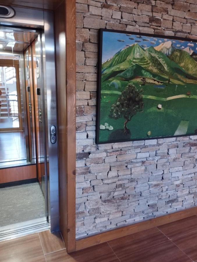 Pirin Golf - Nirvana, Studios&Spa Razlog Kültér fotó